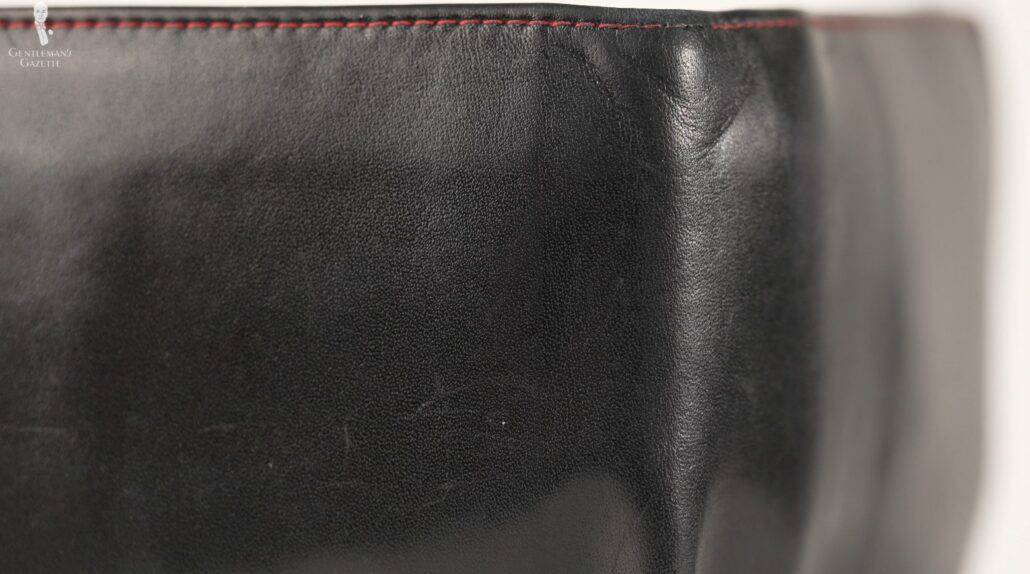 Boxcalf leather as the base material for Fort Belvedere wallets up close.