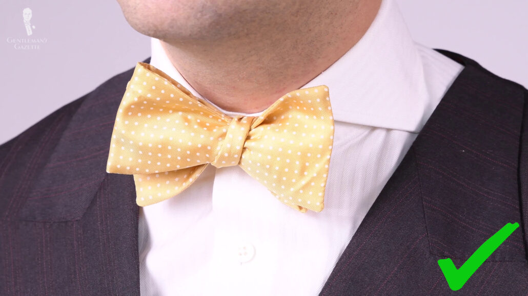 A bow tie right in the middle of the size spectrum is going to be most timeless.