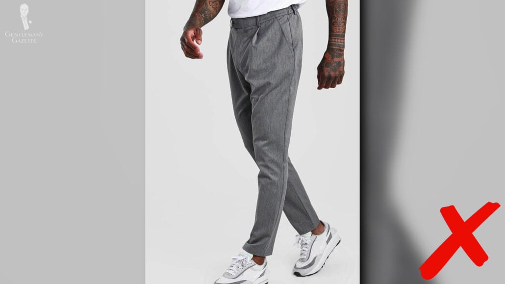 Pleats Simply Dont Look Good With Modern Low Cut Ultra Light Trousers Pleats simply don't look good with modern, low cut, ultra-light trousers.