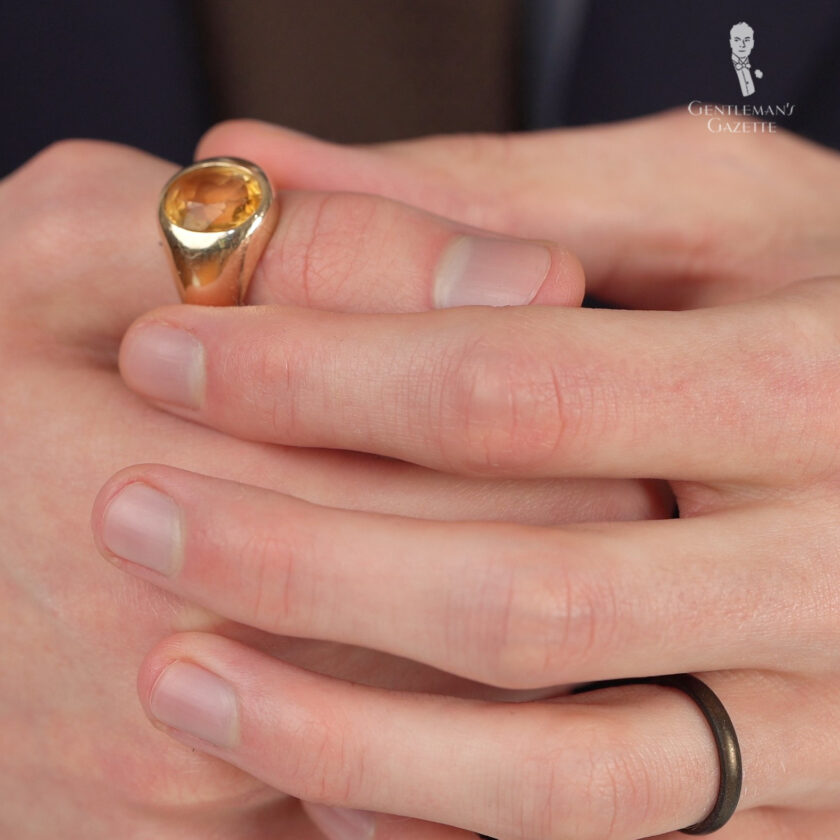 Elaborate Gold Finger Ring for Men