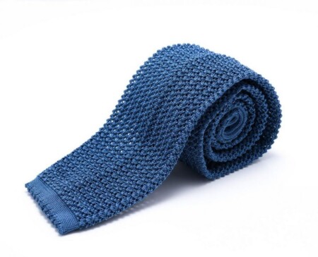 Knit Tie in Solid Light Blue Silk Fort Belvedere