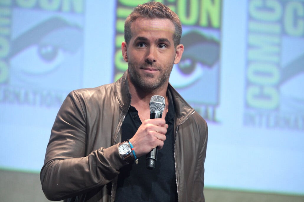 Ryan Reynolds speaking at the 2015 San Diego Comic Con International, for "Deadpool." [Image Credit: Gage Skidmore, Wikimedia Commons]