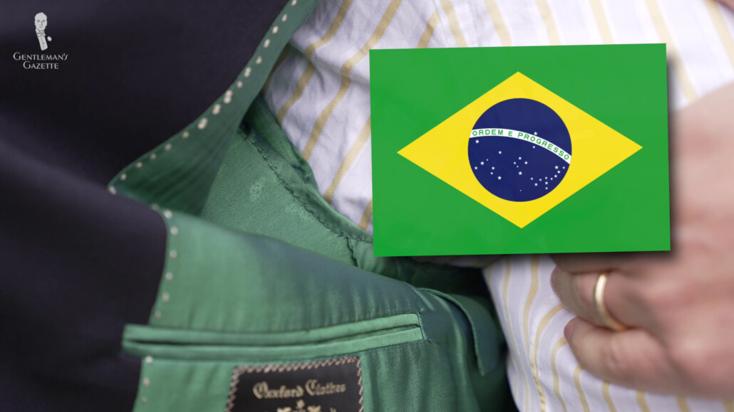 Because Raphael's father is Brazilian, the colors of the Brazilian flag are incorporated into this suit.