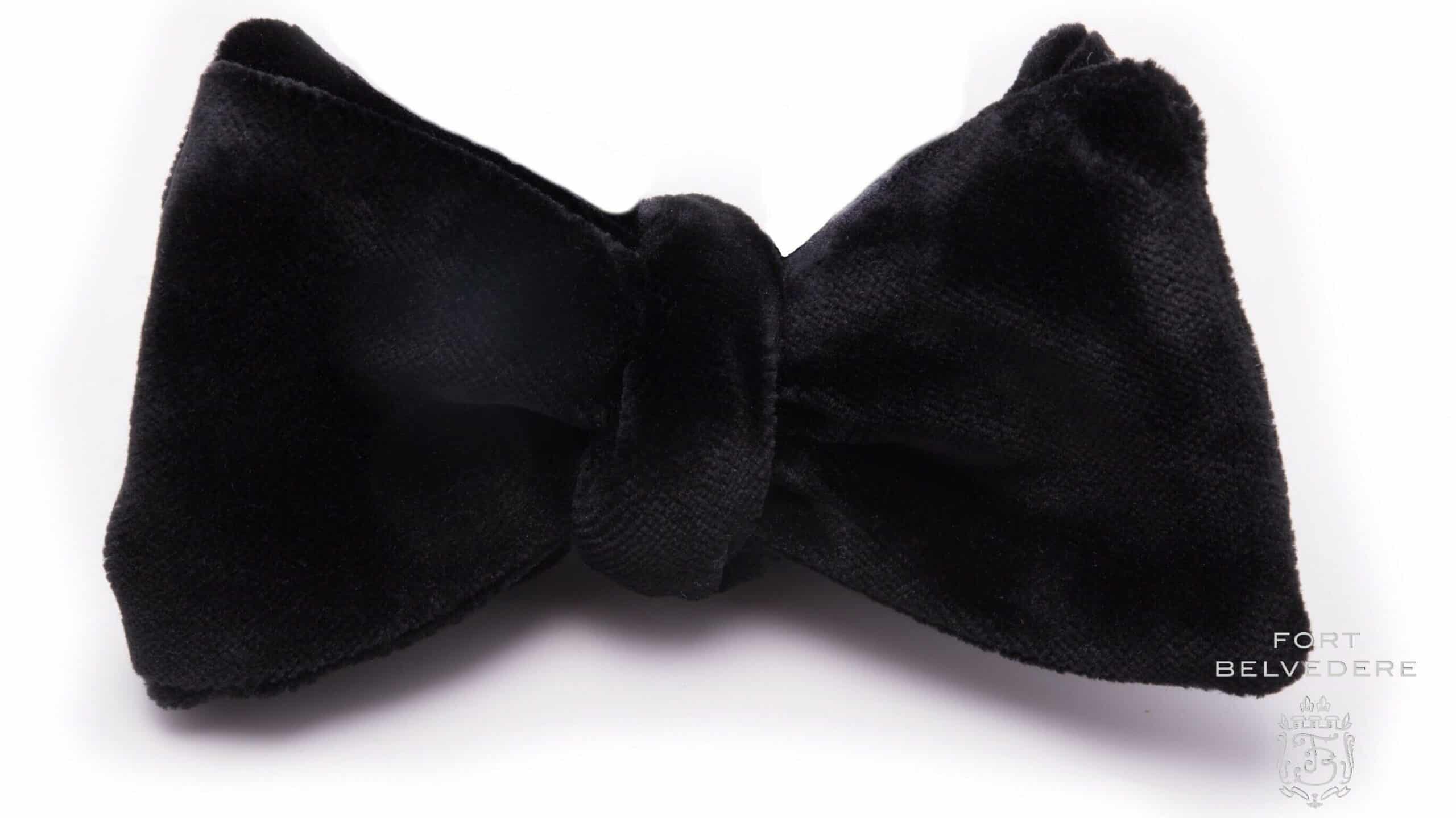 Black Bow Tie in Silk Velvet Sized Self-Tie Butterfly - Fort Belvedere