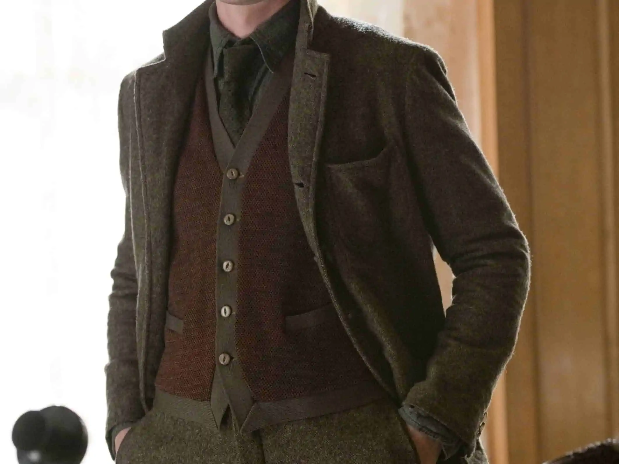 Darmody in Suit with Cardigan in Muted Dark Colors