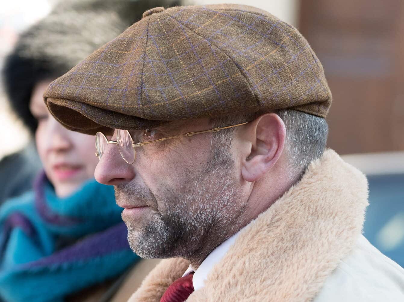 Pascal Zimmer from Luxembourg with Newsboy Cap, Vintage glasses and shearling collar and lapel