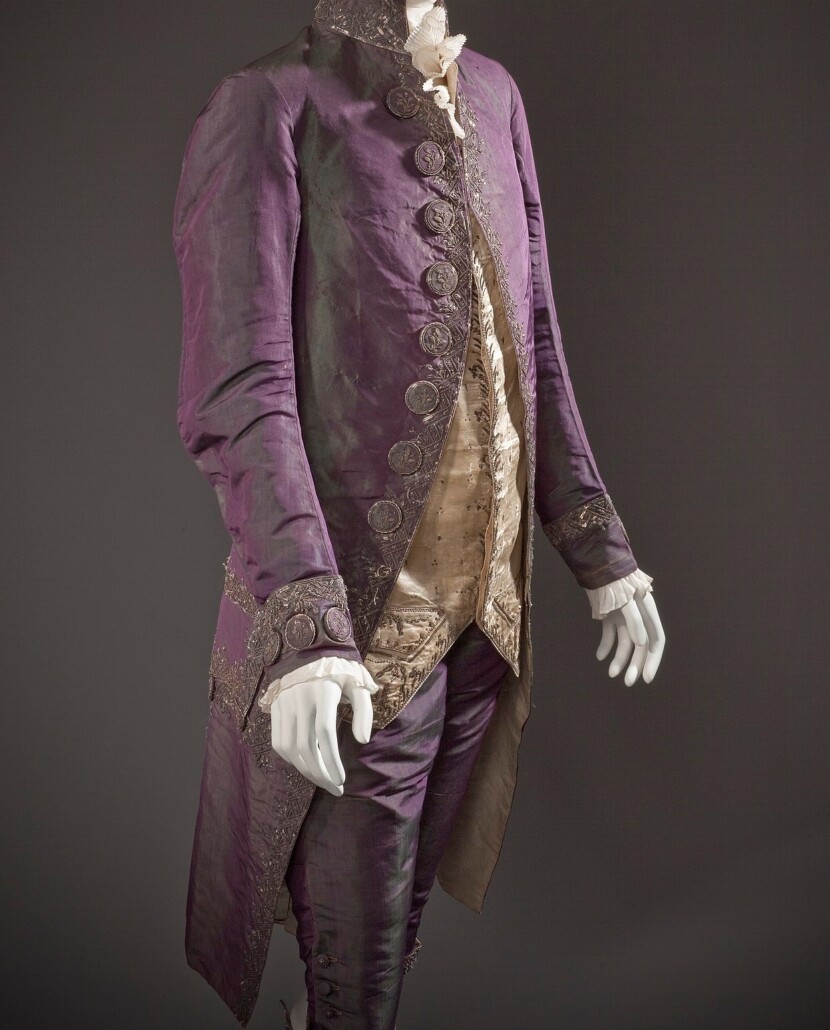 A silk suit from circa 1790.