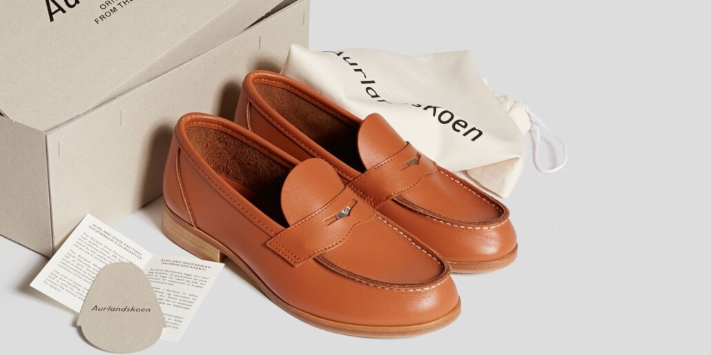 Aurland penny loafers with pennies in the saddles