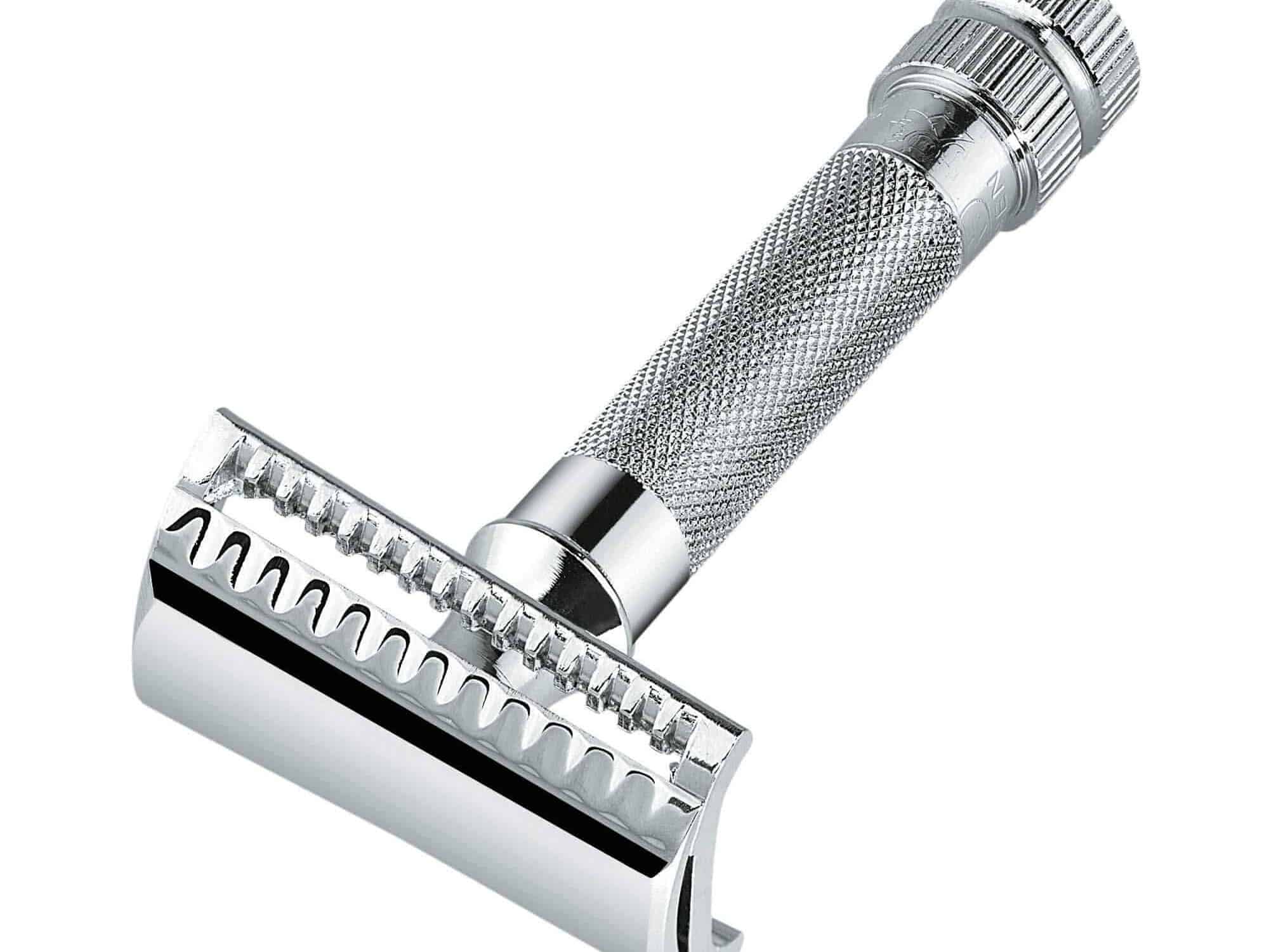 Never attempt to use any kind of razor to groom your brows