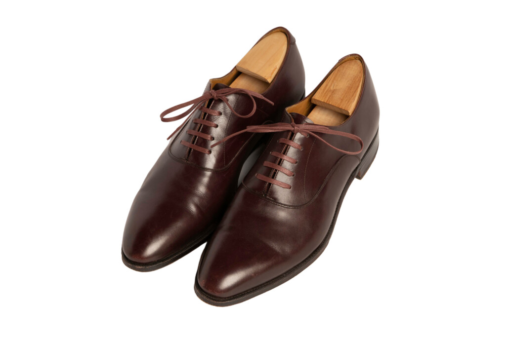 Burgundy plain toe Oxford shoes