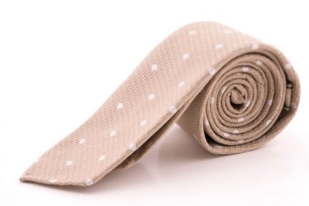 Silk Tie in Jacquard Beige with Large White Polka Dots - Fort Belvedere