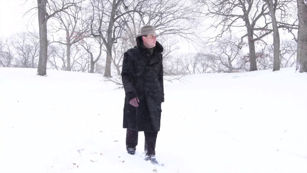 With The Right Pair Of Accessories Long Overcoats Gives The Best Warmth And Insulation With the right pair of accessories, long overcoats give the best warmth and insulation.
