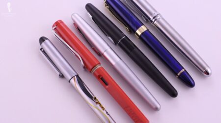 Cheap fountain pens are usually so lightweight and come with poorly-made clips