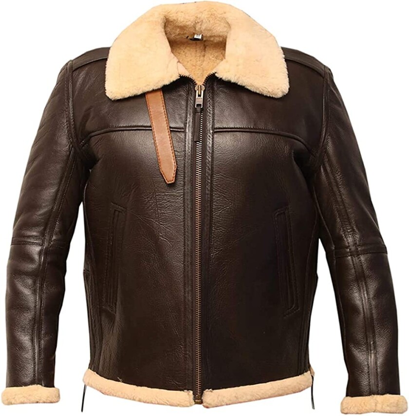 The model B6 bomber jacket is a modified version of the B3