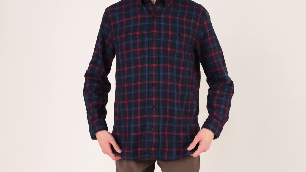 You want to ensure that your flannel shirt has sufficient length so it can be tucked in 