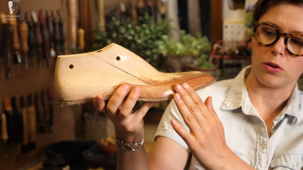 Amara shows the precision in a merged insole and last