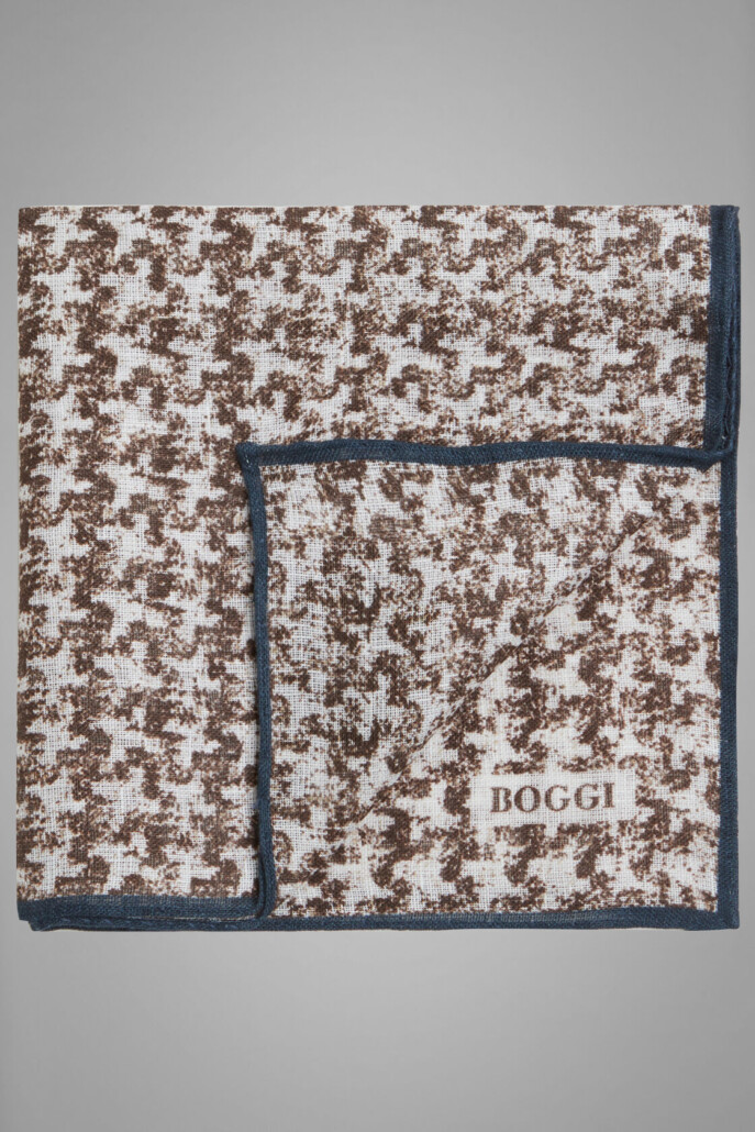 A houndstooth pocket square by Boggi Milano