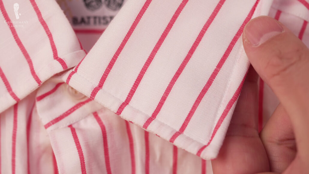 Battistoni red and white stripe shirt with a thick and solid collar.