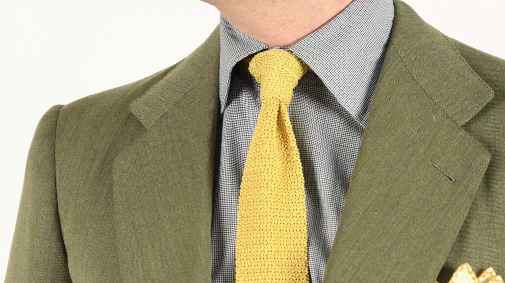 The easiest solid color to pair with and a very underrated yellow tie.