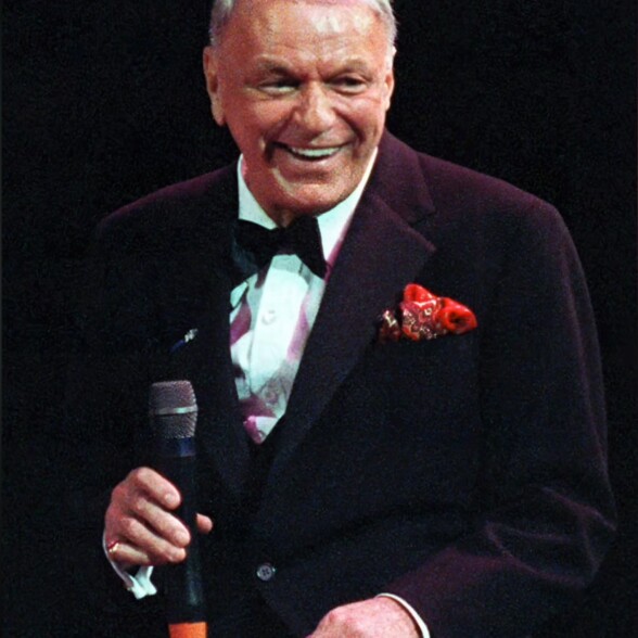 Photo of Frank Sinatra breaking a few black tie rules in his old age
