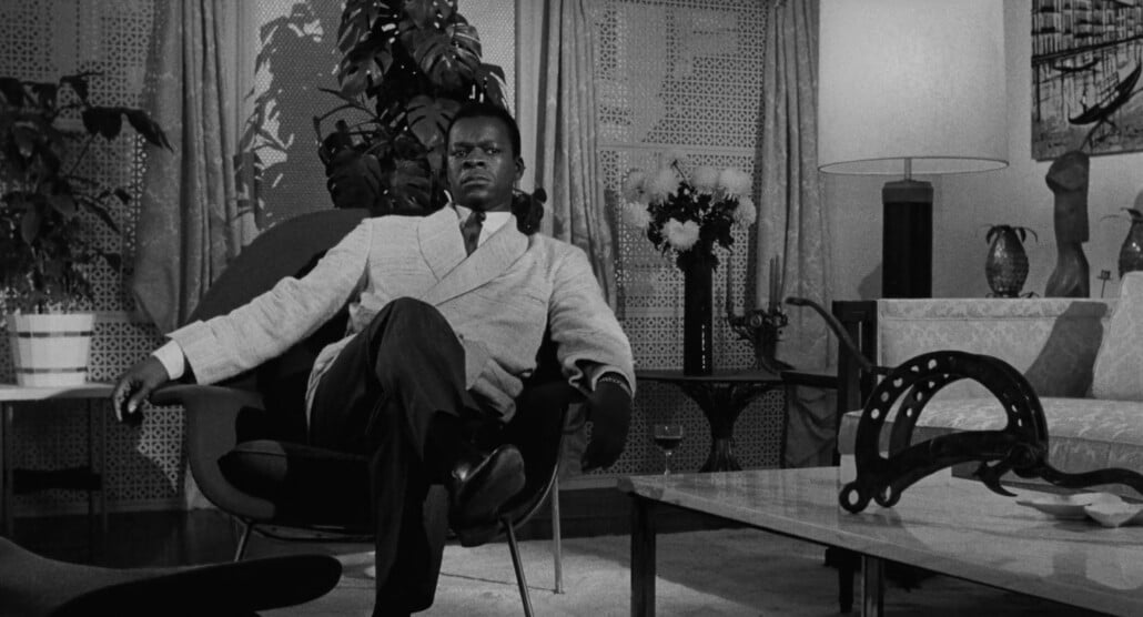 Brock Peters In Screenshot From The Pawnbroker 1964 Linen Smoking Jacket Tie Bracelet Jewelry 1 Screenshot of actor Brock Peters in the film The Pawnbroker