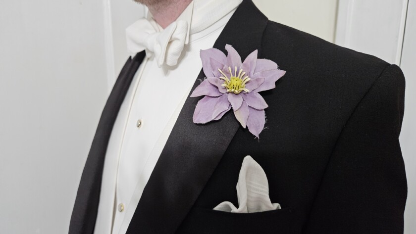 Photo of Distracting boutonniere worn with White Tie