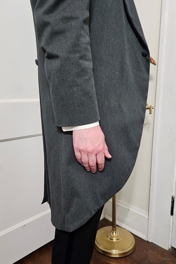 Photo of The oblique cut away of a morning tailcoat