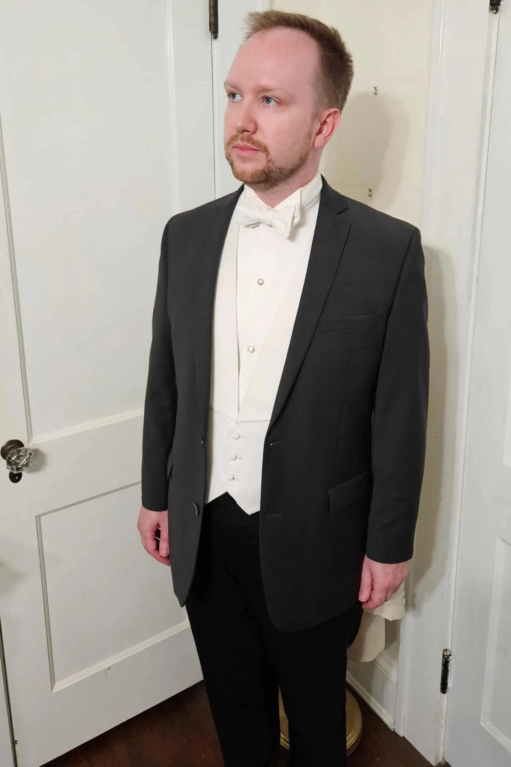 Photo of White Tie worn with a Day Suit