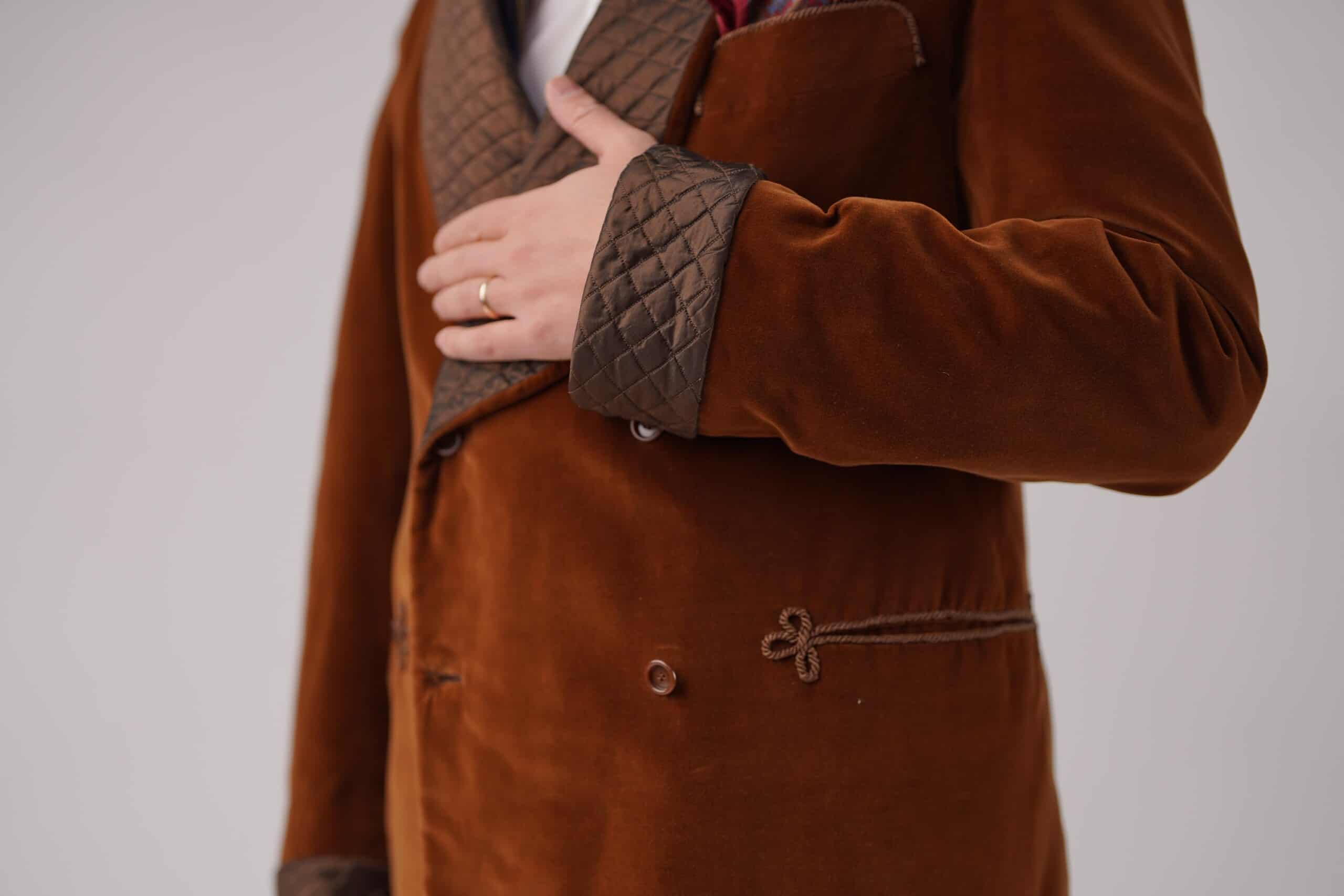 2 Raphael Smoking Jacket Side View Scaled Photo of smoking jacket collar and cuff
