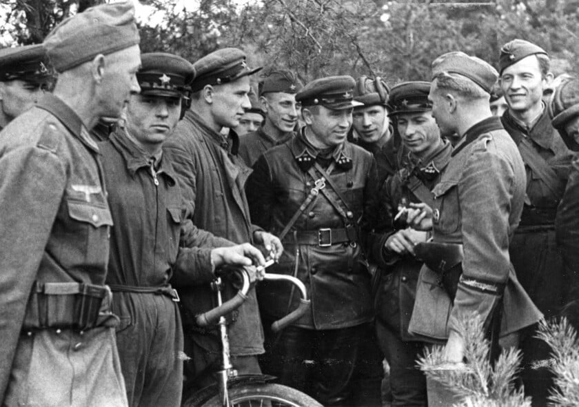 Photo of Russian WWII soldiers wearing peacoats