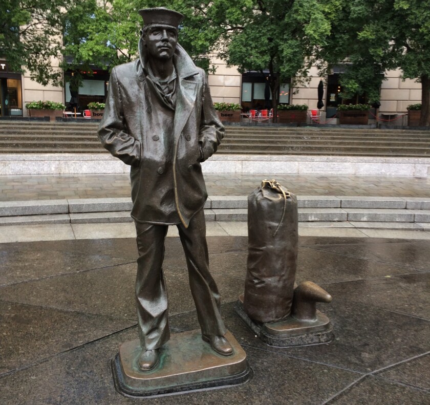 Photo of the Lone Sailor statue