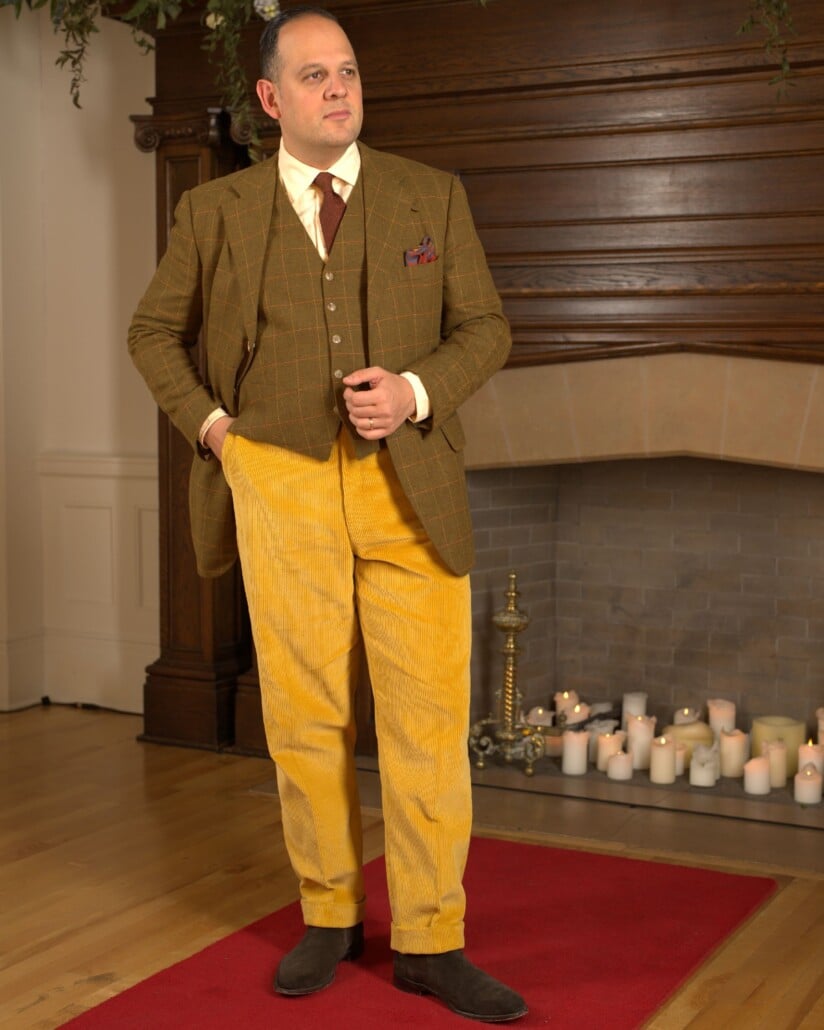 Raphael English Country Attire Corduroy Ensemble Rundown of Raphael wearing an English country gentleman ensemble