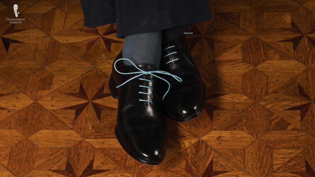 With turquoise laces, the same Oxfords look fun and a bit casual