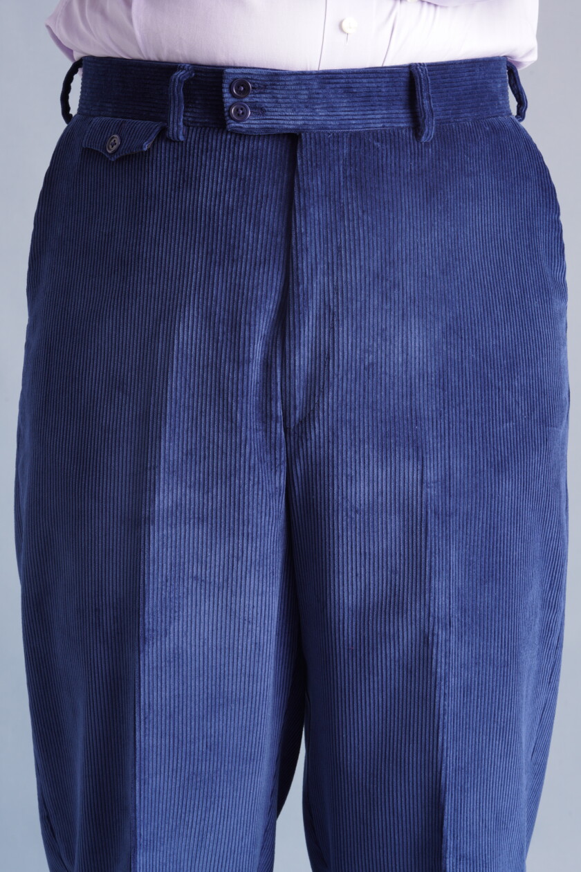 Photo of Corduroy trousers properly fitted at waist