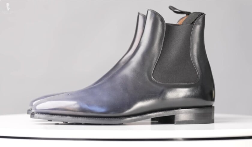 justin fitzpatrick alki chelsea boots moonlight patina A pair of Justin Fitzpatrick "Alki" Chelsea boots featuring a unique custom "Moonlight" patina with a blueish-grey tint.