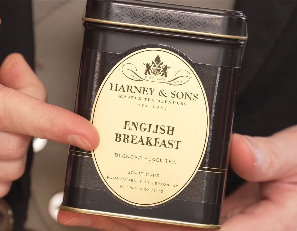 How To Drink Tea Like A Gentleman | Etiquette From England | Gentleman's Gazette