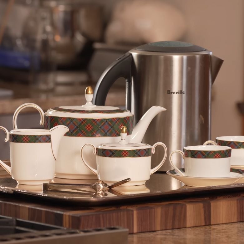 How To Drink Tea Like A Gentleman | Etiquette From England | Gentleman's Gazette