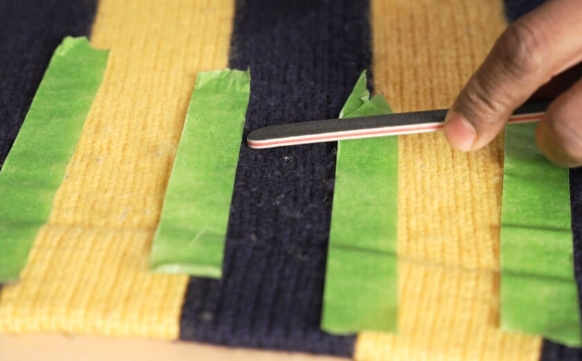 The Best Ways To Remove Pilling From Sweaters: 9 Methods Tested | Gentleman's Gazette